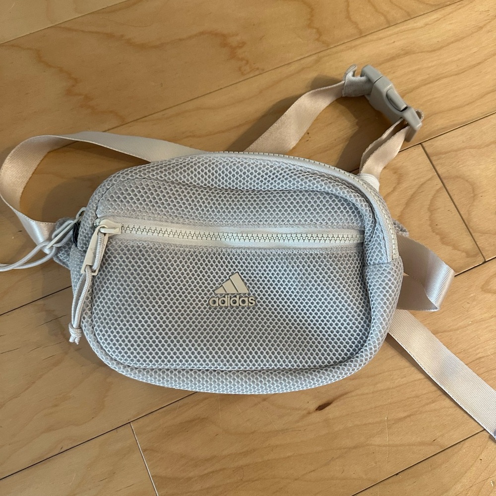 Adidas Cream/ Beige Fanny pack belt bag with Adjustable Strap